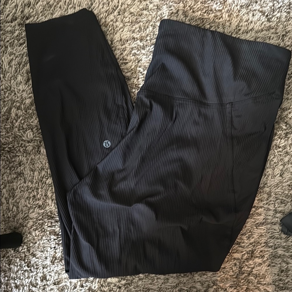 Lululemon Base Pace High rise ribbed tight 25’’